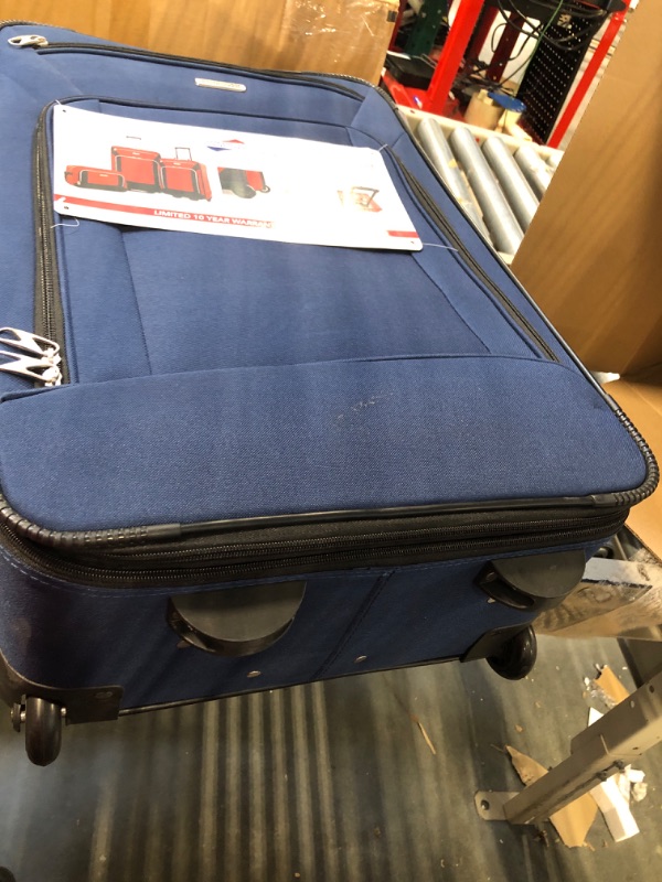 Photo 3 of American Tourister Fieldbrook XLT Softside Upright Luggage, Navy, 3-Piece Set (BB/21/25) 3-Piece Set (BB/21/25) Navy