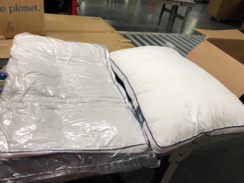 Photo 3 of BedStory Bed Pillows for Sleeping Set of 2(18"x27.5")
 (Pack of 2), White)

