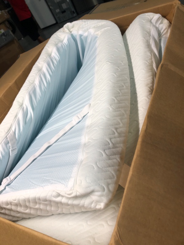 Photo 2 of 3 Inch Gel Memory Foam Mattress Topper Queen Size , Cooling Mattress Pad Cover for Back Pain, Bed Topper with Removable Bamboo Cover?Soft & Breathable Queen?60 x 80 inch? 3 inch?White Cover?