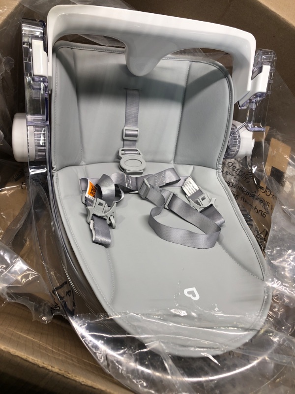 Photo 1 of Munchkin 360° Cloud Baby High Chair with Clear Seat and 360° Swivel