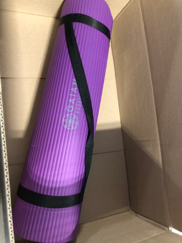 Photo 3 of BOBO BANANA 1/4 Thick TPE Yoga Mat,72"x24" Eco-friendly Non-Slip Exercise & Fitness Mat for Men&Women with Carrying Strap, Workout Mat for Yoga,Pilates& Floor Exercise purple