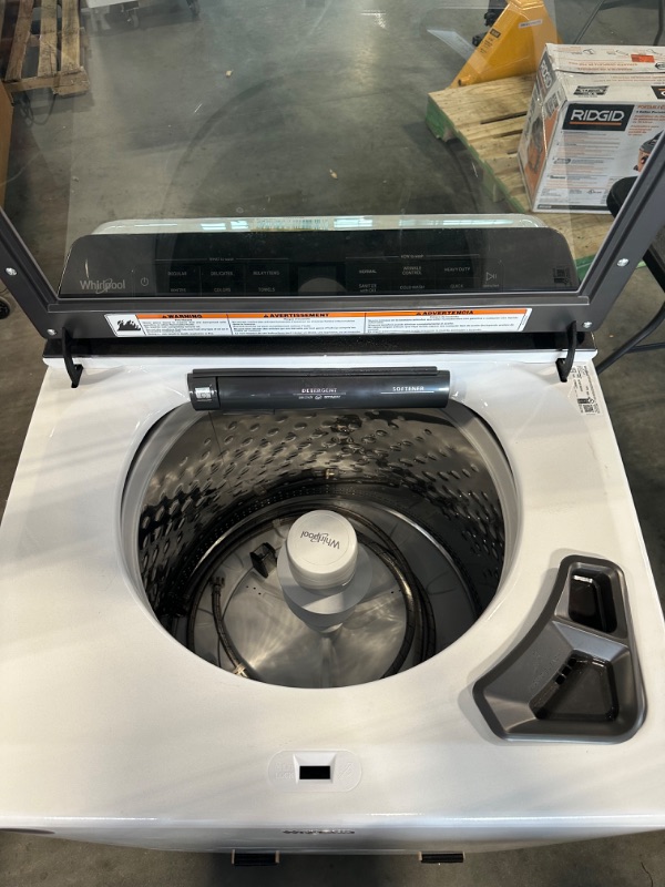 Photo 2 of Whirlpool
4.7 cu. ft. Top Load Washer with Agitator, Adaptive Wash Technology, Quick Wash Cycle and Pretreat Station in White