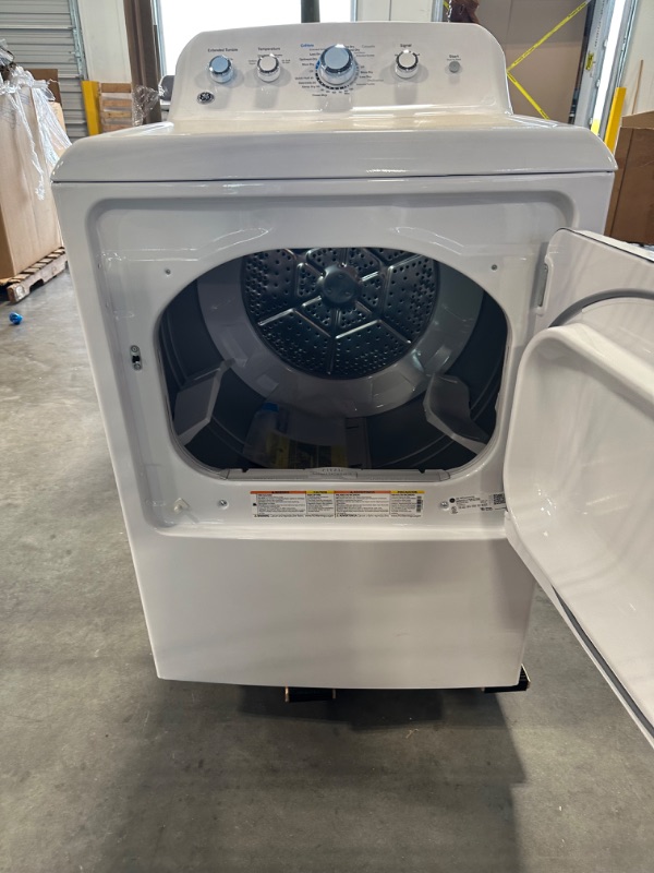 Photo 3 of GE Appliances GTD42EASJWW, White