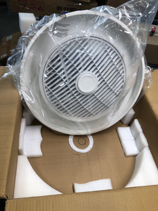 Photo 1 of **LIGHTS NOT INCLUDED WITH FAN, MFG DEFECT* FAN IS INTACT AND FACTORY SEALED

DAFOLOGIA Enclosed Ceiling Fans Remote Control, Low Profile Ceiling Fan  20 inches, Timing Reversible Blades - White
