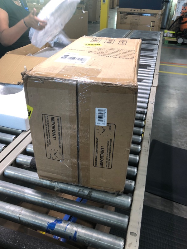 Photo 1 of 70-Pint Energy Star Dehumidifier with Pump - 5500 Sq. Ft. Quiet Dehumidifier for Basements Large Capacity Room Home Bathroom - Auto Continuous Drain Remove Moisture 4500 Sq. Ft. With Pump
*FACTORY SEALED, HEAVY BOX*