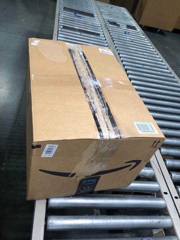 Photo 1 of AMERIQUE AMPD2M800BL Premium Heavy Duty Foam Flooring Underlayment Padding with Vapor Barrier & Tape, Coverage: 800 sq. ft, Royal Blue, Square Feet