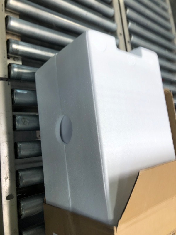 Photo 1 of ZICOOLER Bladeless Tower Fan and Air Purifier, 80° Oscillating Fan for Bedroom, 32 inch Standing Floor Fans with HEPA Filter 99.97%, Remote, Quiet Cooling Fan for Indoor Home Office Room Large White Silver