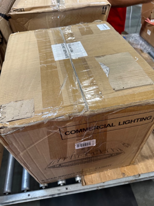 Photo 2 of UFO LED High Bay Light 200W 4 Packs, JC-LGL High Bay LED Lights 32,000LM (160LM/W) 1-10V Dimmable, 5' Cable with Plug, Hanging Hook, Safe Rope, ETL Listed High Bay Light for Factory Warehouse Workshop 200W 4PACK