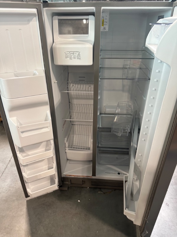 Photo 3 of Whirlpool 36-inch Wide Side-by-Side Refrigerator - 24 cu. ft.