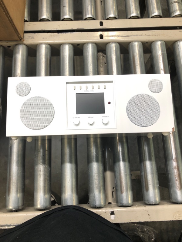 Photo 1 of Como Audio Duetto Wireless Music System, White