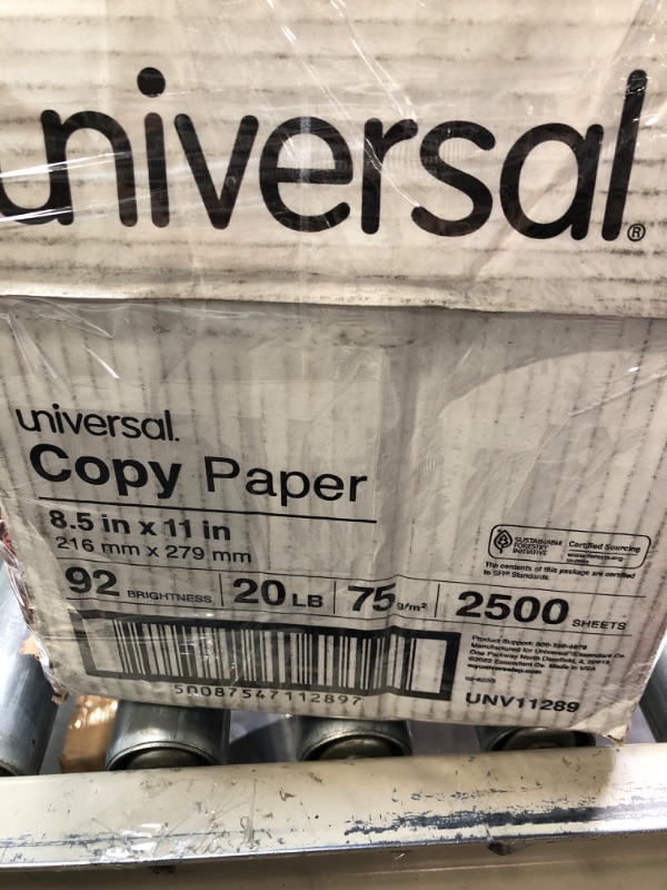 Photo 3 of UNV11289 - Universal Copy Paper Convenience Carton