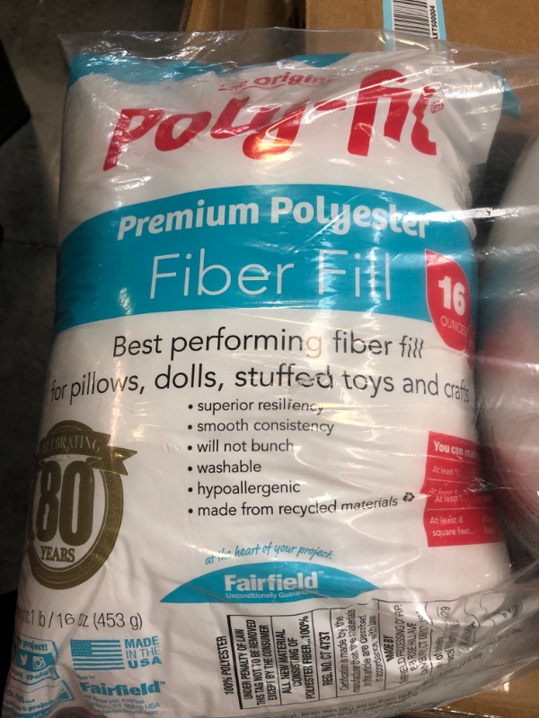Photo 1 of  2 Fairfield PF16B Poly-Fil Premium Polyester Fibers, 16 Oz, White

**Some fiber missing from 1 bag**