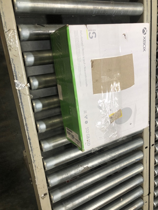 Photo 1 of Xbox Series S – 512GB SSD All-Digital Gaming Console – 1440p Gaming – 4K Streaming – Robot White