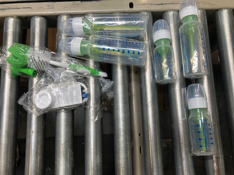 Photo 1 of Dr. Brown's Options Narrow Feeding Set, Clear - Packaging may vary