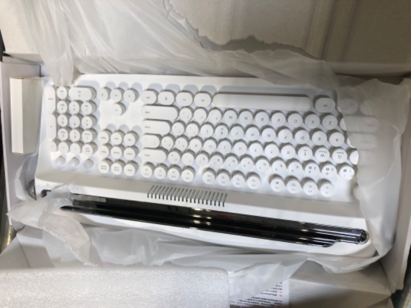 Photo 1 of YUNZII ACTTO B503 Wireless Typewriter Keyboard, Retro Bluetooth Keyboard with Integrated Stand for Multi-Device (B503, Snow White) B503 Snow White