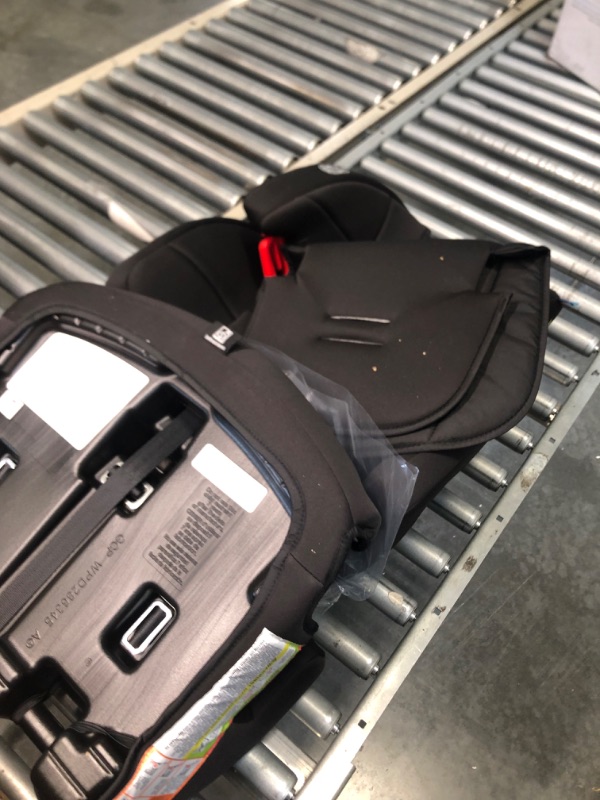 Photo 1 of Graco Tranzitions 3 in 1 Harness Booster Seat, Proof Tranzitions Black