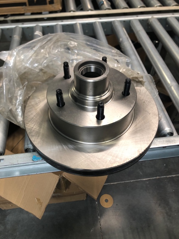 Photo 3 of ACDelco Silver 18A7A Front Disc Brake Rotor and Hub Assembly