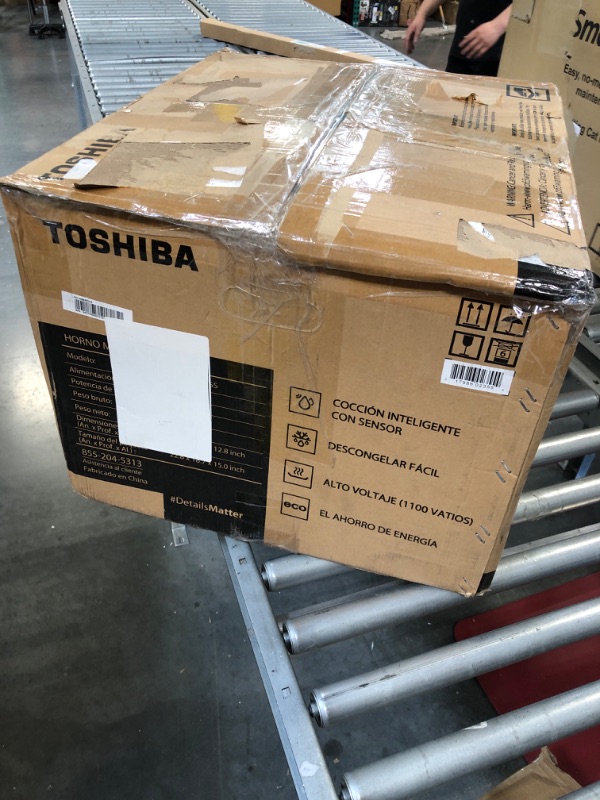 Photo 1 of TOSHIBA EM131A5C-SS Countertop Microwave Oven, 1.2 Cu Ft with 12.4" Turntable, Smart Humidity Sensor with 12 Auto Menus, Mute Function & ECO Mode, Easy Clean Interior, Stainless Steel & 1100W Silver Microwave Oven