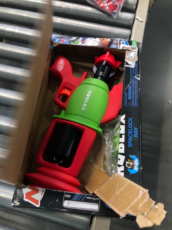 Photo 1 of NERF Roblox Build A Boat for Treasure: Spacelock Ray Blaster, Includes Code to Redeem Exclusive Virtual Item