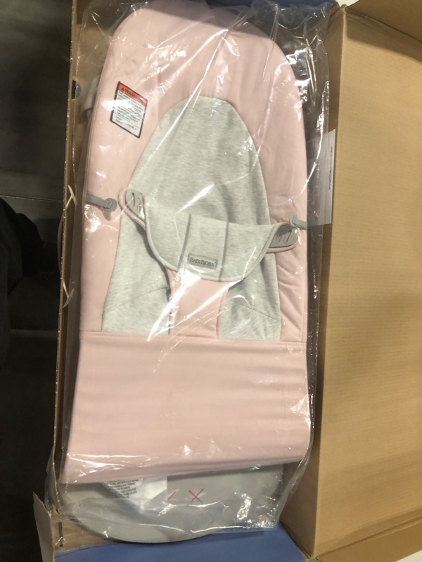 Photo 1 of Babybjorn Bouncer Balance Soft, Cotton - Light Pink