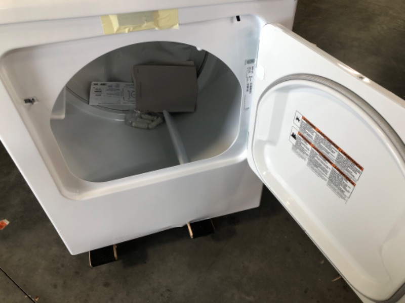 Photo 4 of 7.0 cu. ft. Vented Electric Dryer in White

