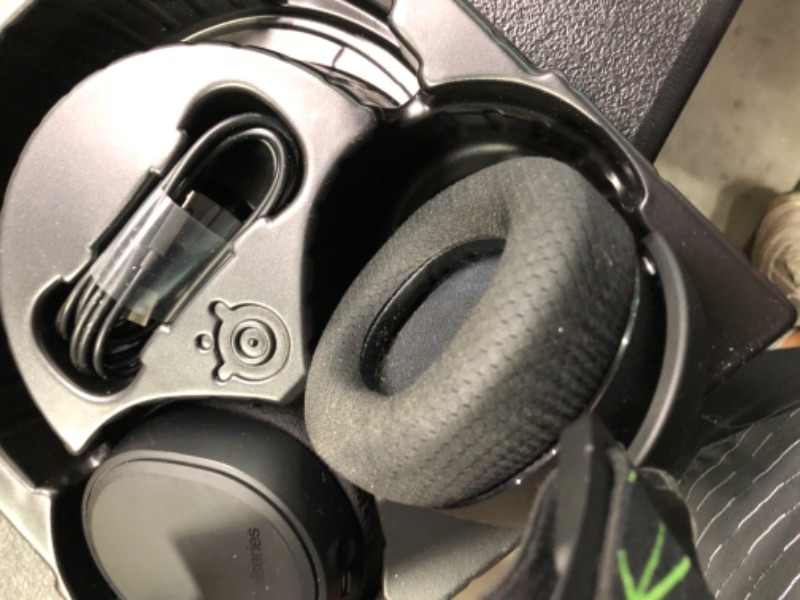 Photo 1 of SteelSeries Arctis 9X Wireless Gaming Headset for Xbox