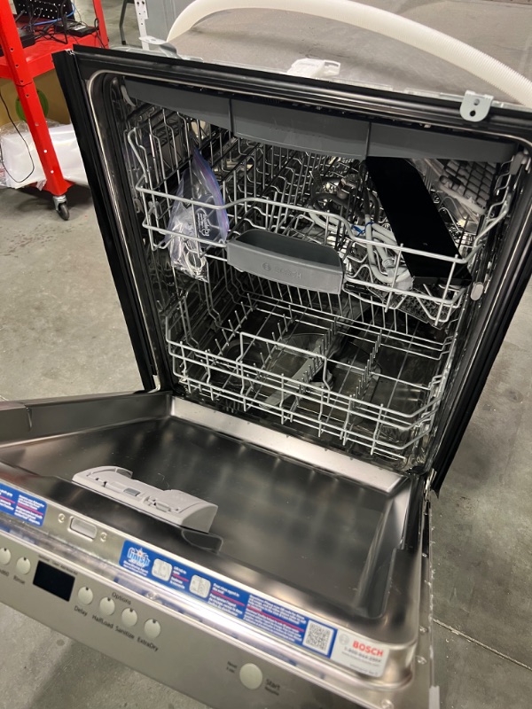 Photo 11 of Bosch 300 Series Dishwasher 24'' Stainless steel 
Model: SHS843AF5N

