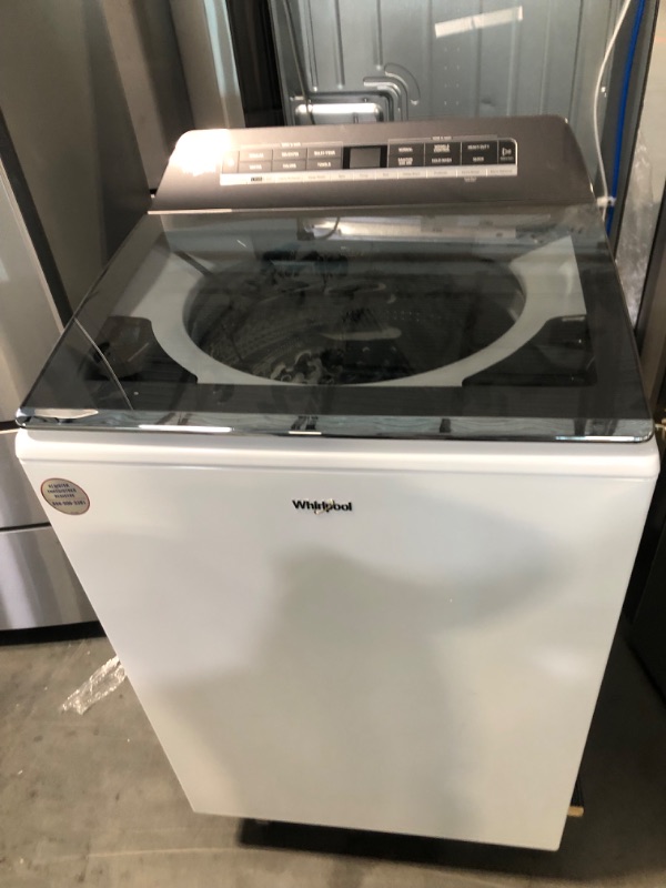 Photo 2 of Whirlpool Smart Capable w/Load and Go 5.3-cu ft High Efficiency Impeller and Agitator Smart Top-Load Washer (White) ENERGY STAR
