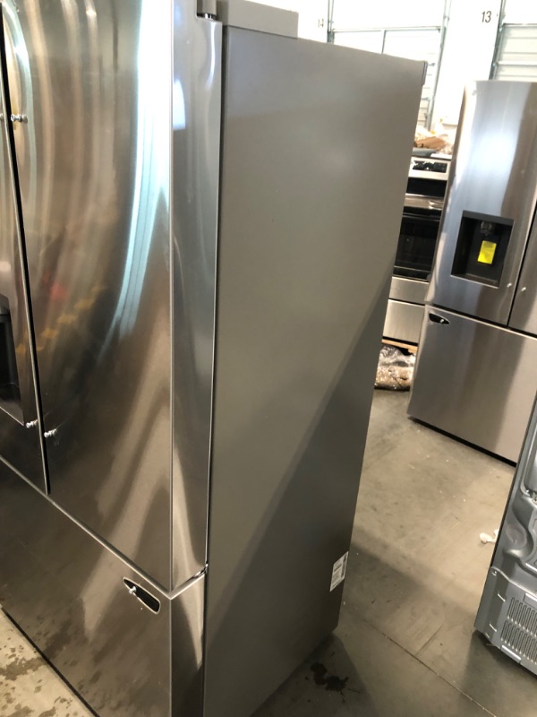 Photo 6 of LG Counter Depth MAX 25.5-cu ft Counter-depth Smart French Door Refrigerator with Dual Ice Maker (Fingerprint Resistant) ENERGY STAR
