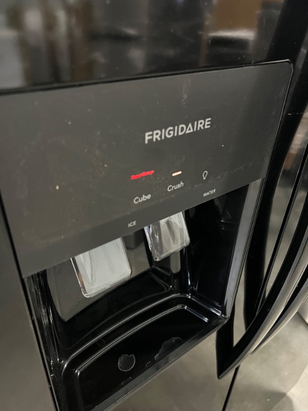 Photo 7 of Frigidaire 25.6-cu ft Side-by-Side Refrigerator with Ice Maker (Black) ENERGY STAR

