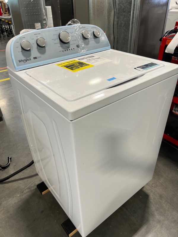 Photo 1 of Whirlpool 3.8-cu ft High Efficiency Impeller and Agitator Top-Load Washer (White)
