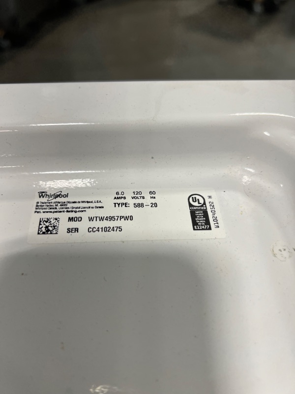 Photo 1 of Whirlpool 3.8-cu ft High Efficiency Impeller and Agitator Top-Load Washer (White)
