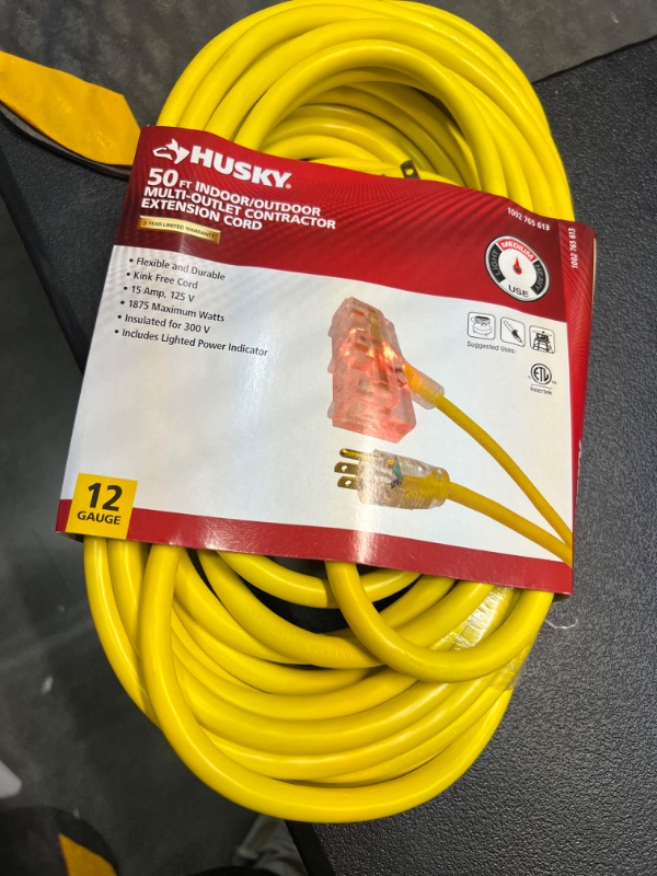 Photo 2 of 50 ft. 12/3 Lighted Triple Tap Extension Cord
