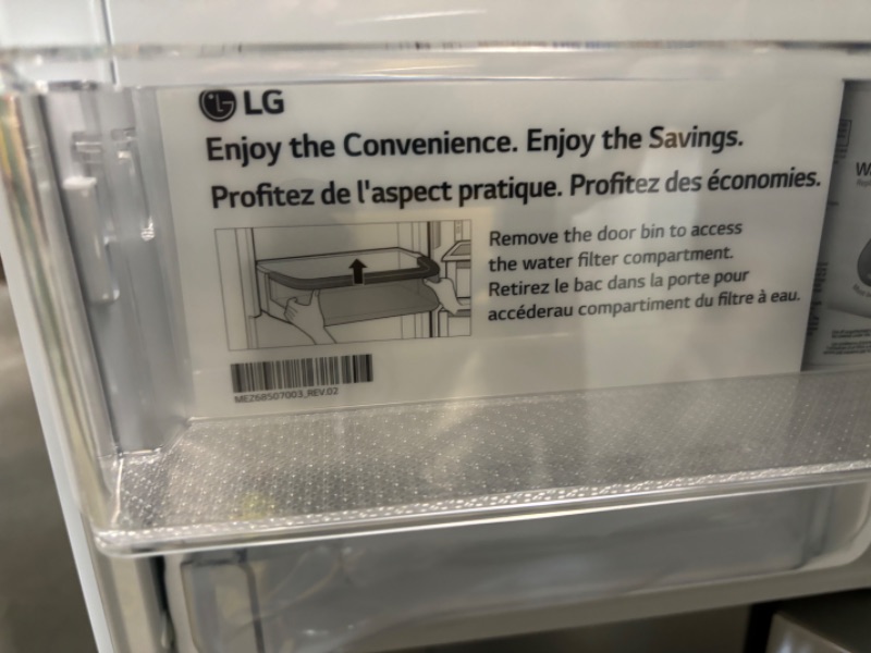 Photo 10 of LG Counter-depth Counter Depth MAX InstaView 25.5-cu ft Smart French Door Refrigerator with Dual Ice Maker (Stainless Steel) ENERGY STAR

**Fairly new condition***