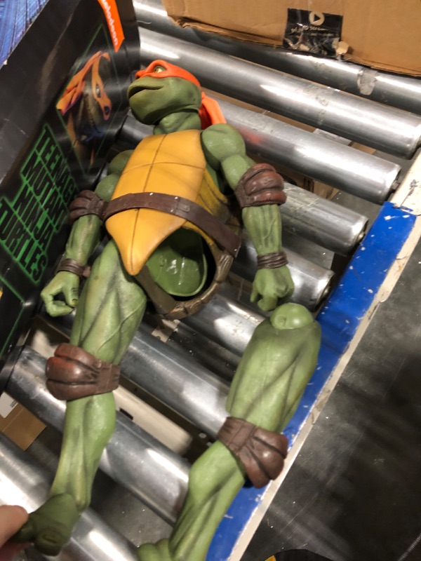 Photo 5 of NECA - Teenage Mutant Ninja Turtles (1990 Movie) - 1/4 scale action figure - Michelangelo