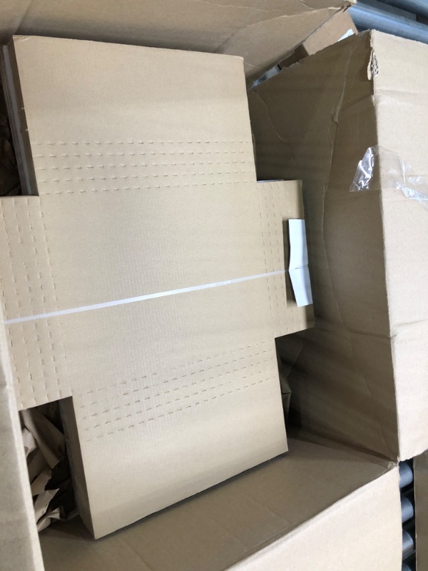 Photo 3 of Amazon Basics Mailer Shipping Boxes, Corrugated Cardboard Box, 12-1/8" x 9-3/4" x 4", White, 50 Pack