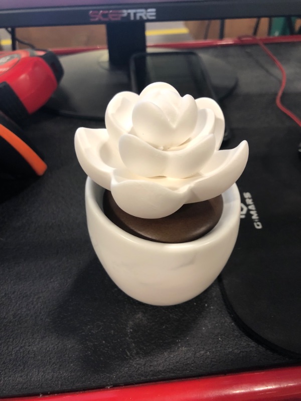 Photo 1 of Ellia Lotus Leaf Porcelain Aroma Cordless Essential Oil Diffuser White