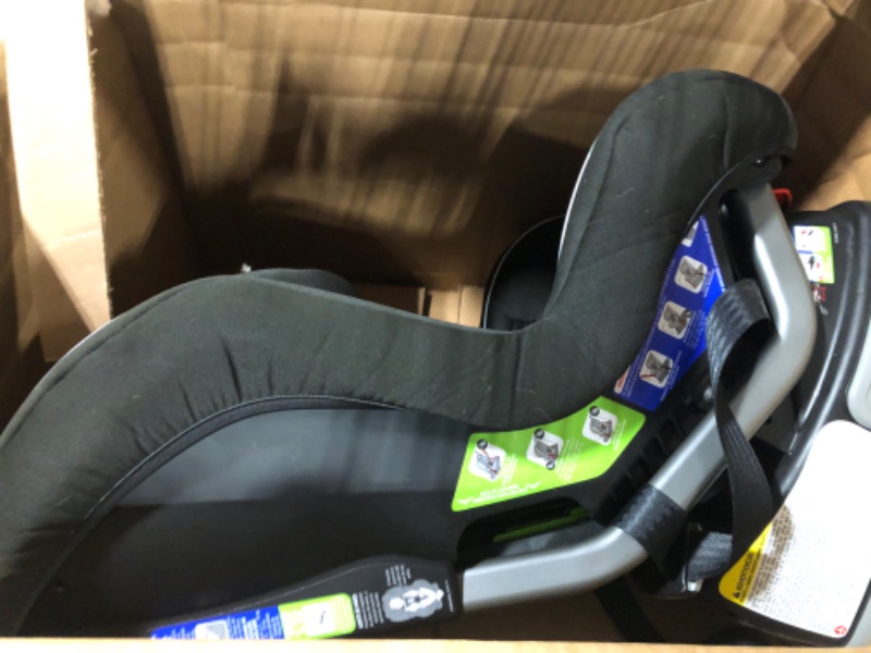 Photo 3 of Britax Emblem 3 Stage Convertible Car Seat, Dash