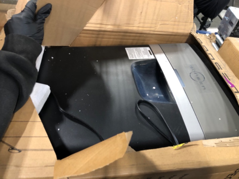 Photo 1 of BONSEN 18-Sheet Paper Shredder