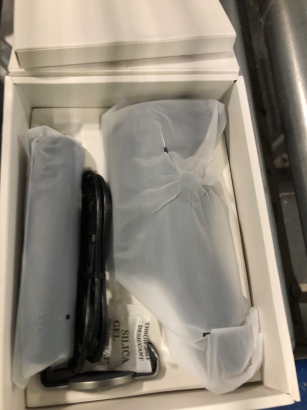 Photo 1 of DJI Osmo Mobile 6 Smartphone Gimbal