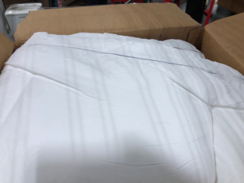 Photo 3 of 
Utopia Bedding Comforter - All Season Comforters Queen Size - Plush Siliconized Fiberfill - White Bed Comforter - Box Stitched