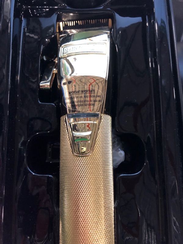 Photo 1 of BabylissPRO Barberology GOLDFX Collection GOLDFX Clipper