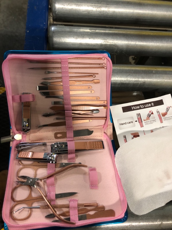 Photo 3 of 26 in 1 Manicure Set - Professional Manicure Kit Pedicure Kit, Stainless Steel Nail Clippers Set Nail Care Kit with Travel Case Pink
