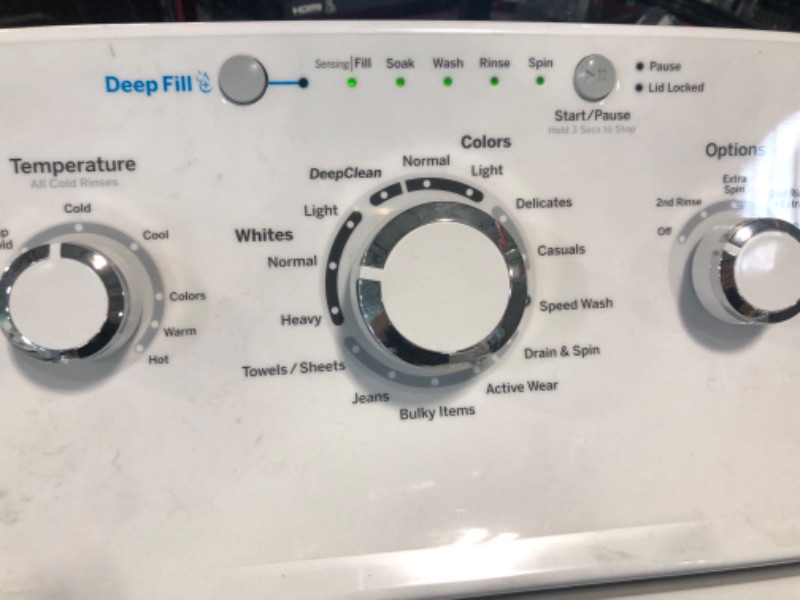 Photo 3 of GE 4.5-cu ft High Efficiency Agitator Top-Load Washer (White)
