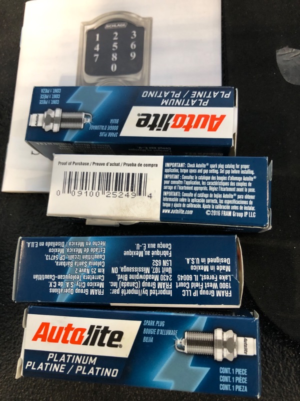 Photo 2 of Autolite Platinum AP65 Automotive Replacement Spark Plugs (4 Pack)