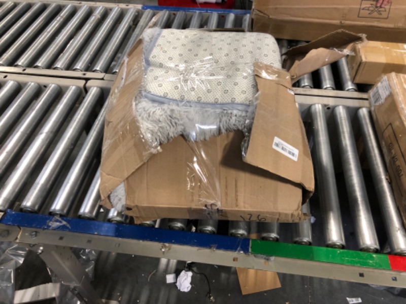 Photo 1 of LFHHT Area Rug 6x9 for Living Room Bedroom, Large Grey Fluffy Shag Area Rugs for Nursery Dorm Room Home Decor, Carpet Shaggy Fuzzy Rugs for Kids Girls Boys, Tie-Dyed Light Grey 6x9 Feet Light Grey