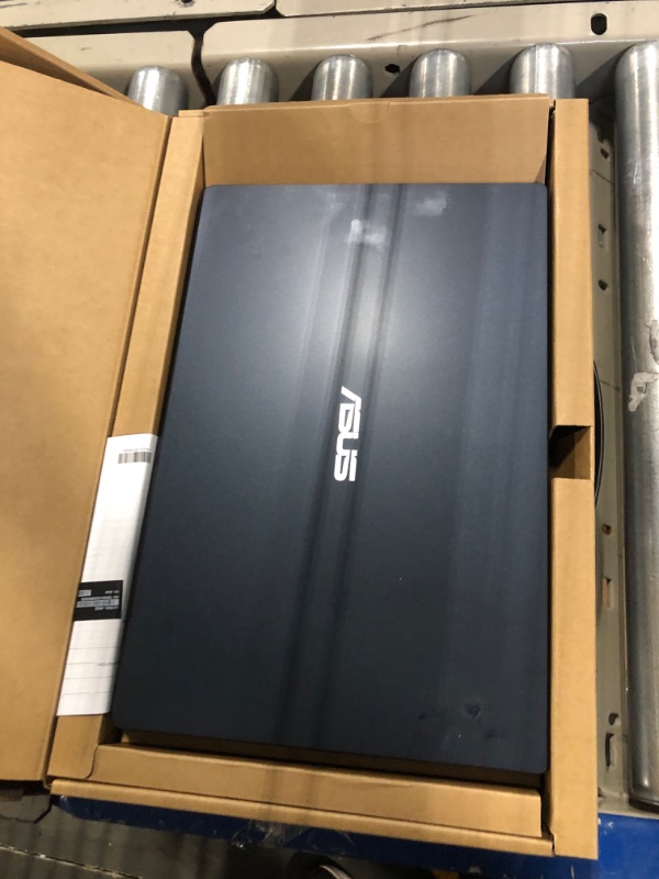 Photo 5 of ASUS Vivobook Go 14 L410 Ultra Thin Laptop, 14” FHD Display, Intel Celeron N4020 Processor, 4GB RAM, 64GB eMMC, NumberPad, Windows 11 Home in S Mode, 1 Year Microsoft 365, Star Black, L410MA-AH02 14" FHD