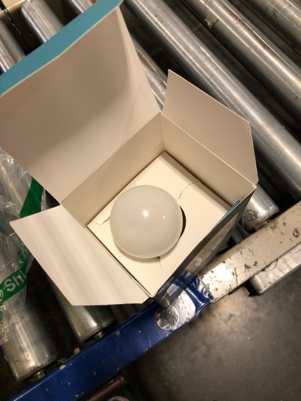 Photo 1 of GE Dusk to Dawn Light Bulb