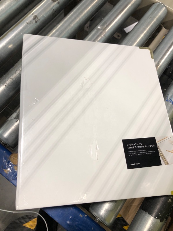 Photo 1 of russell+hazel White Patent Signature 3 Ring Binder