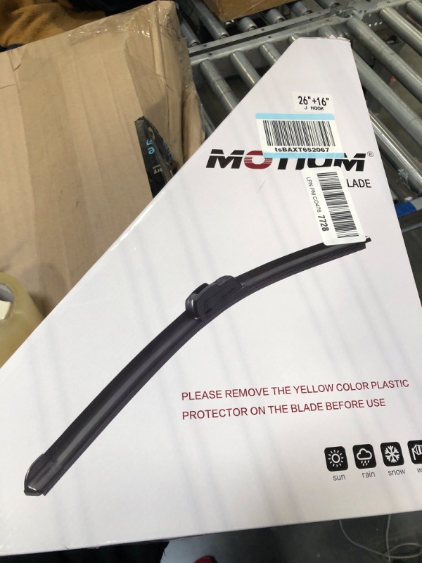 Photo 2 of MOTIUM OEM QUALITY Premium All-Season Windshield Wiper Blades (26"+16" pair for front windshield)